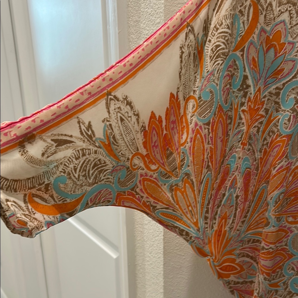 ROSE AND OLIVE Elegant paisley and flower printed Bell Sleeves blouse - Picture 7 of 11